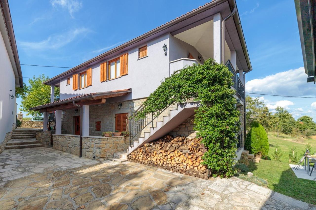 Apartments Sveti Leonard Oprtalj Dış mekan fotoğraf
