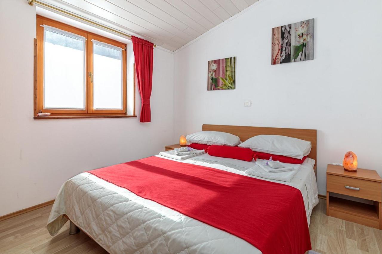 Apartments Sveti Leonard Oprtalj Dış mekan fotoğraf