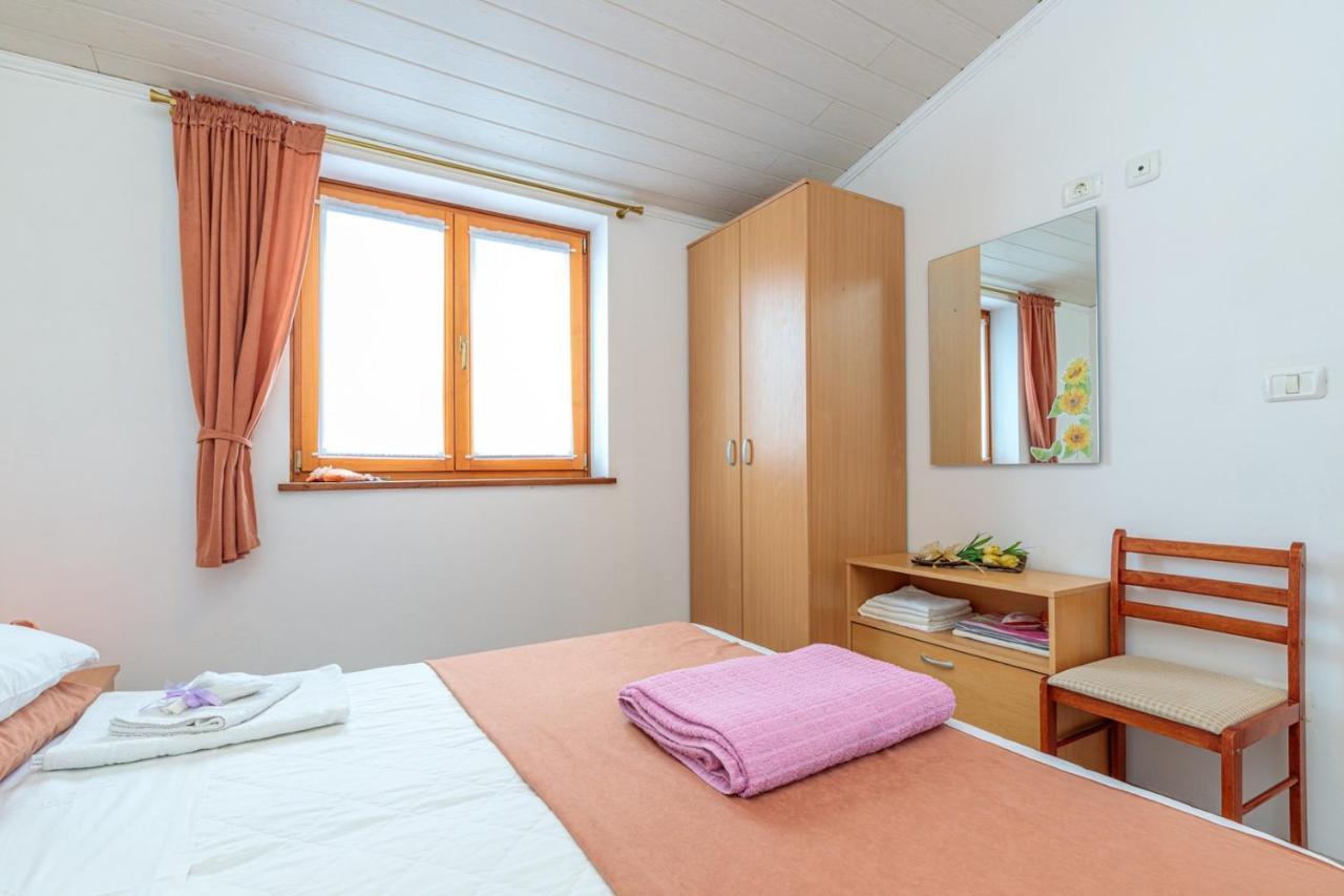 Apartments Sveti Leonard Oprtalj Dış mekan fotoğraf