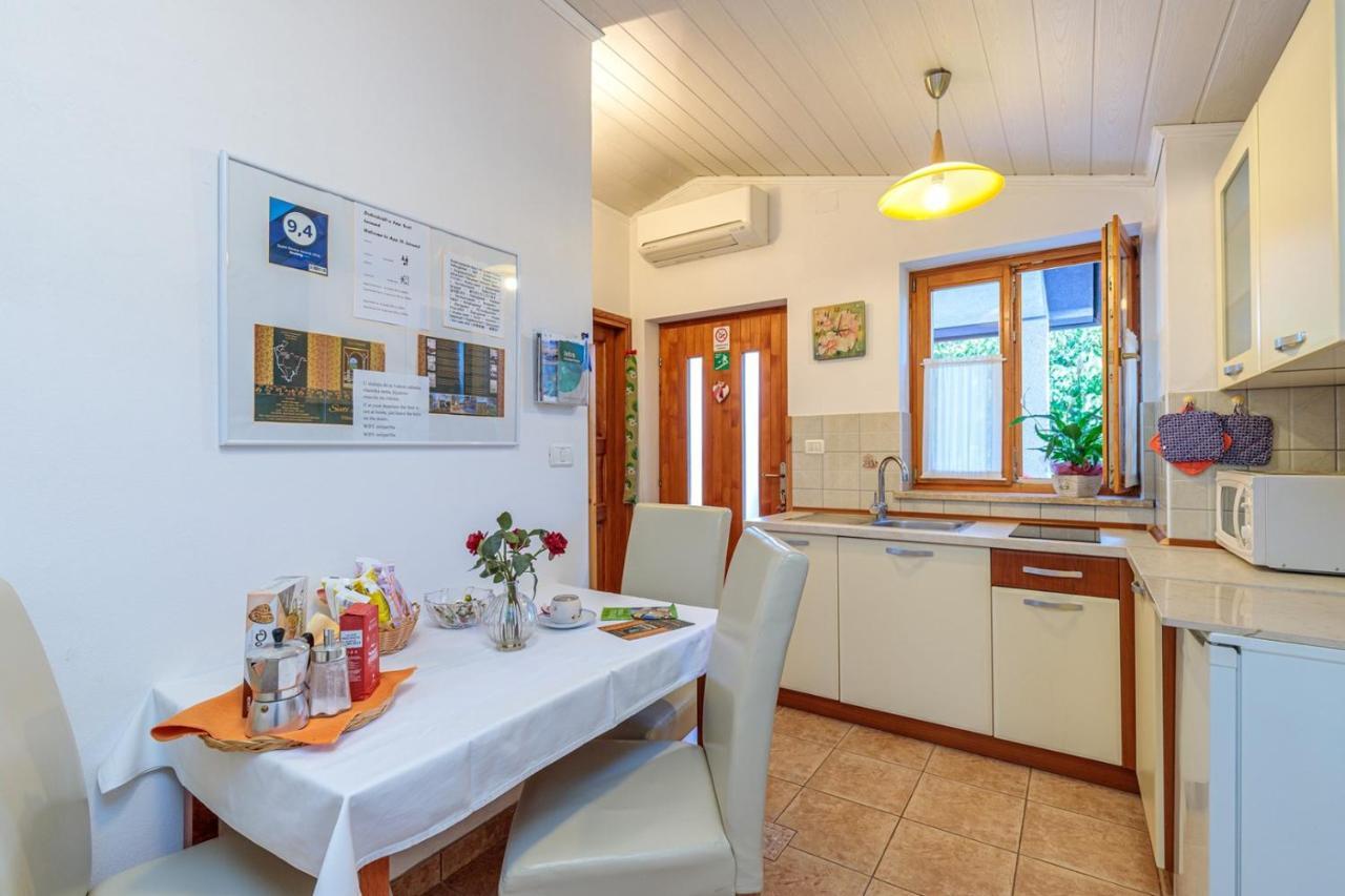 Apartments Sveti Leonard Oprtalj Dış mekan fotoğraf