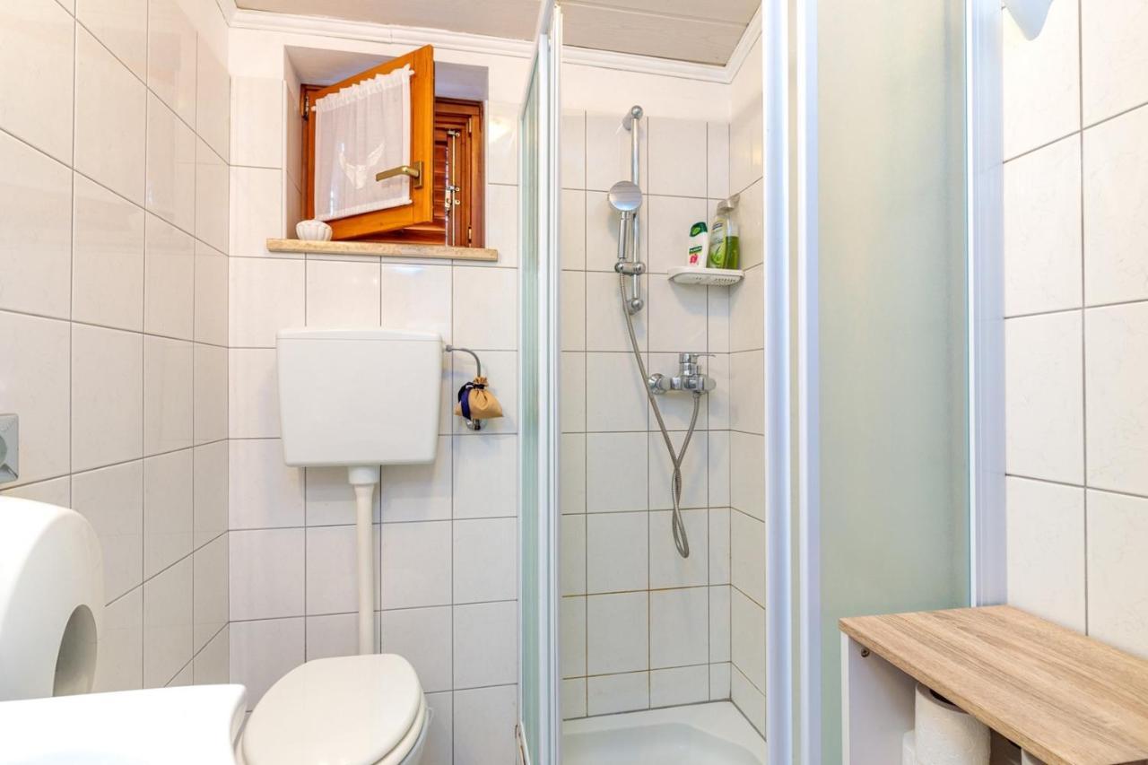 Apartments Sveti Leonard Oprtalj Dış mekan fotoğraf