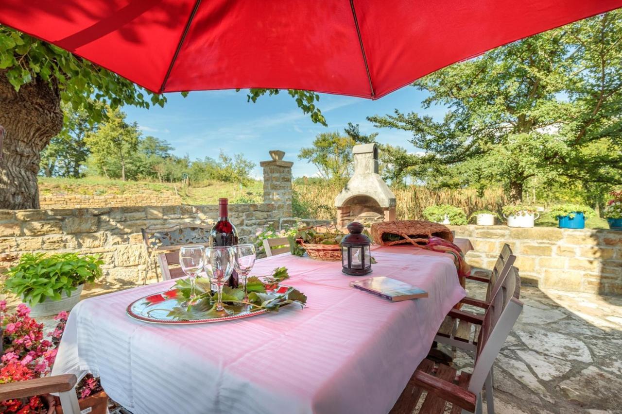 Apartments Sveti Leonard Oprtalj Dış mekan fotoğraf