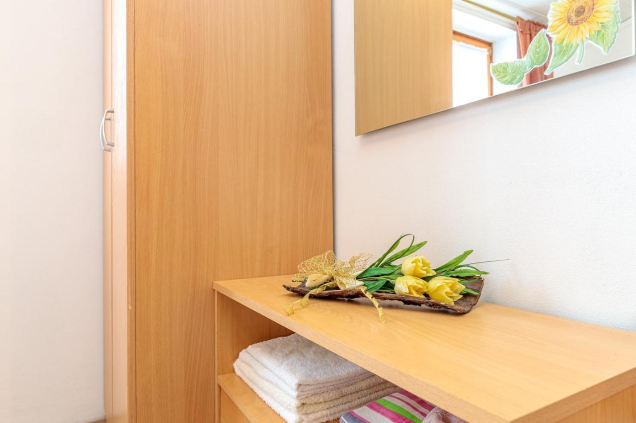 Apartments Sveti Leonard Oprtalj Dış mekan fotoğraf